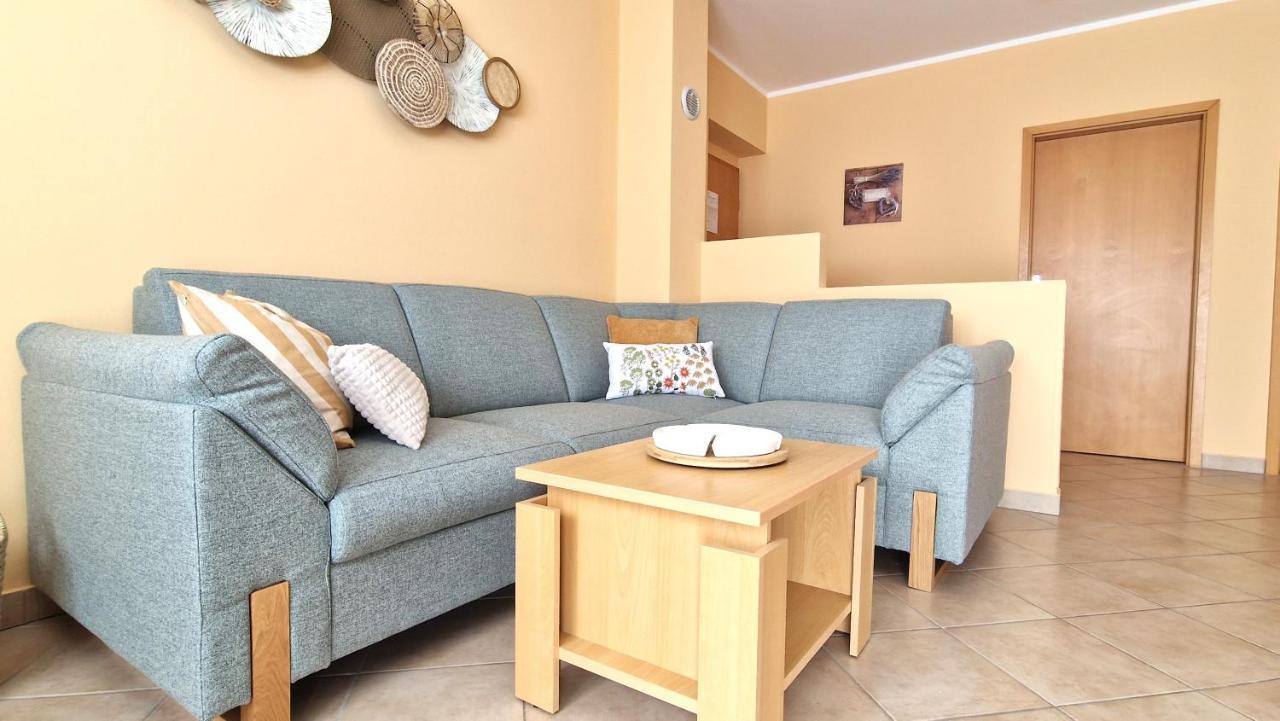 Apartments Ana & Ivan Đảo Krk Ngoại thất bức ảnh