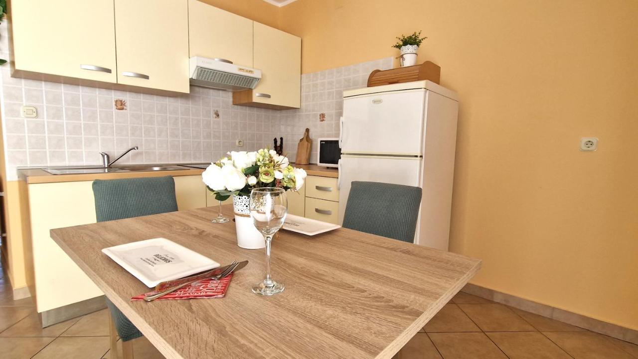 Apartments Ana & Ivan Đảo Krk Ngoại thất bức ảnh