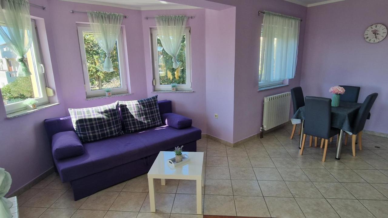 Apartments Ana & Ivan Đảo Krk Ngoại thất bức ảnh