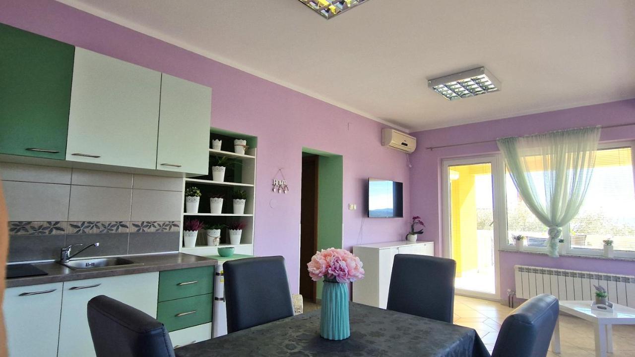 Apartments Ana & Ivan Đảo Krk Ngoại thất bức ảnh